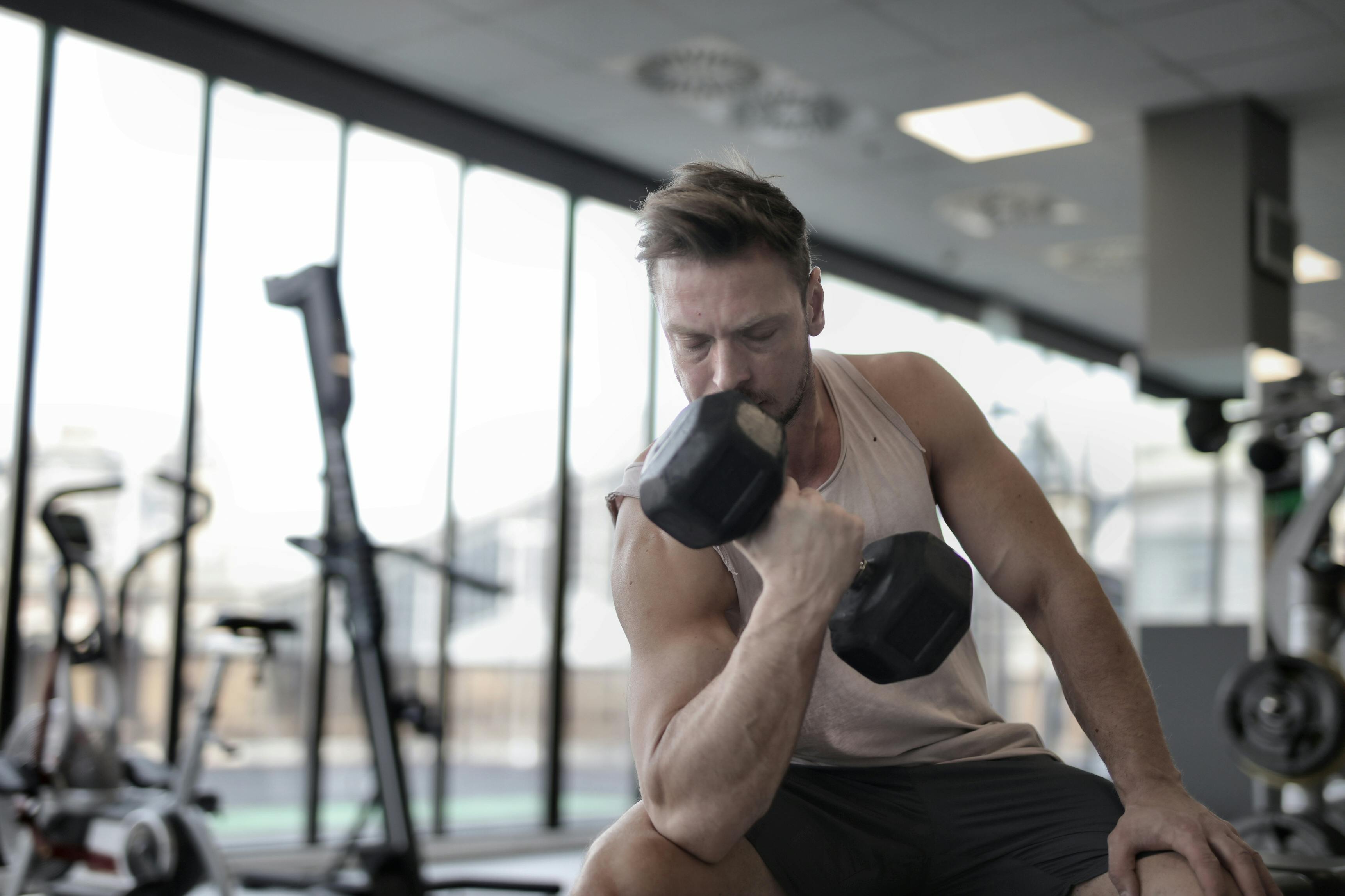 Man doing a dumbbell bicep curl